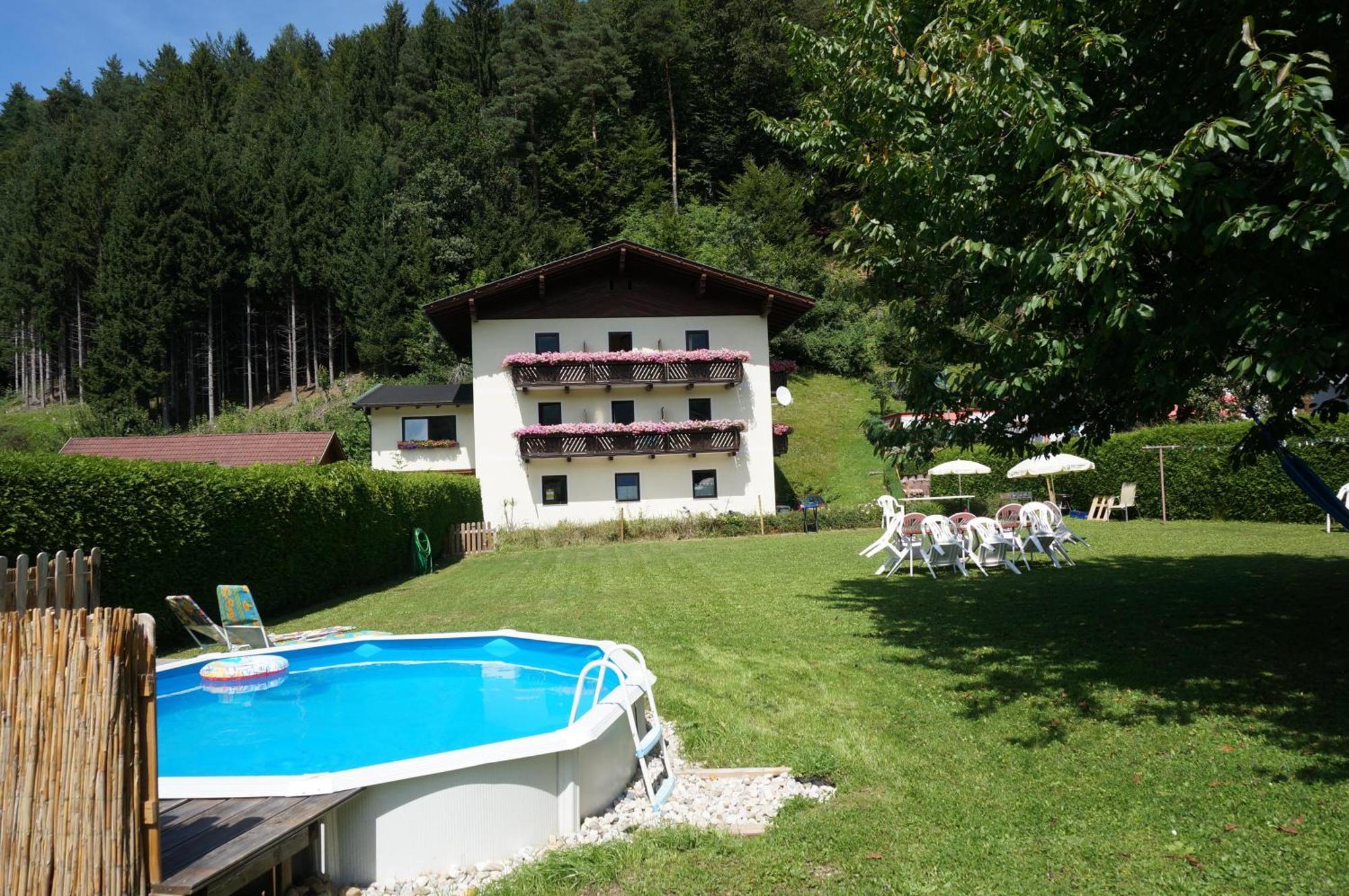 Haus Peter Bed & Breakfast Latschach ober dem Faakersee Екстериор снимка