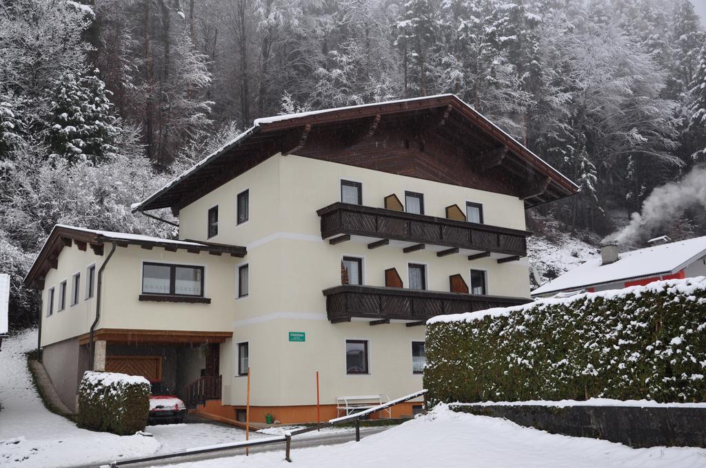 Haus Peter Bed & Breakfast Latschach ober dem Faakersee Екстериор снимка