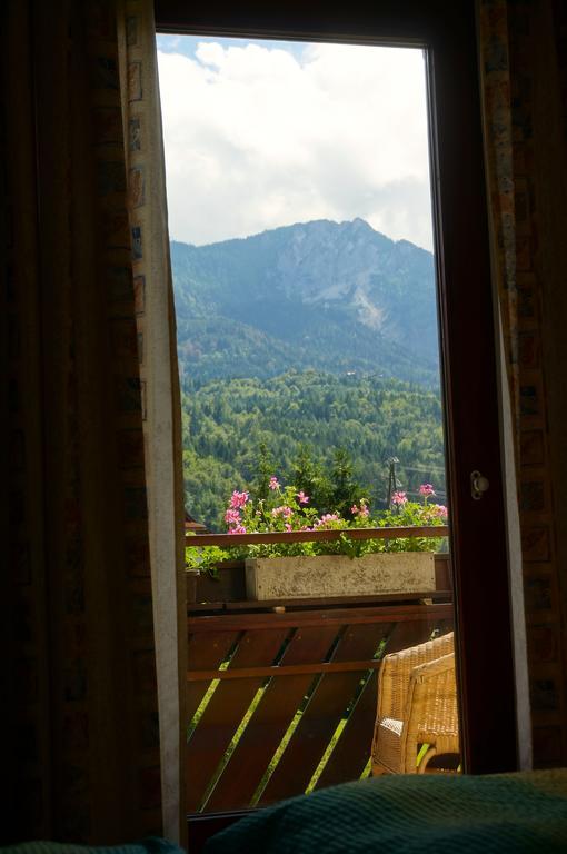 Haus Peter Bed & Breakfast Latschach ober dem Faakersee Екстериор снимка